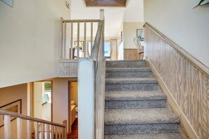 Interior - Serenity Now: Dog-Friendly Home in Golf Course Community w/ Water Views (Nags Head)