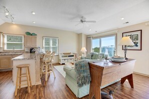 TV - Serenity Now: Dog-Friendly Home in Golf Course Community w/ Water Views (Nags Head)