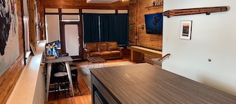 The Office at North Creek All Season Rental