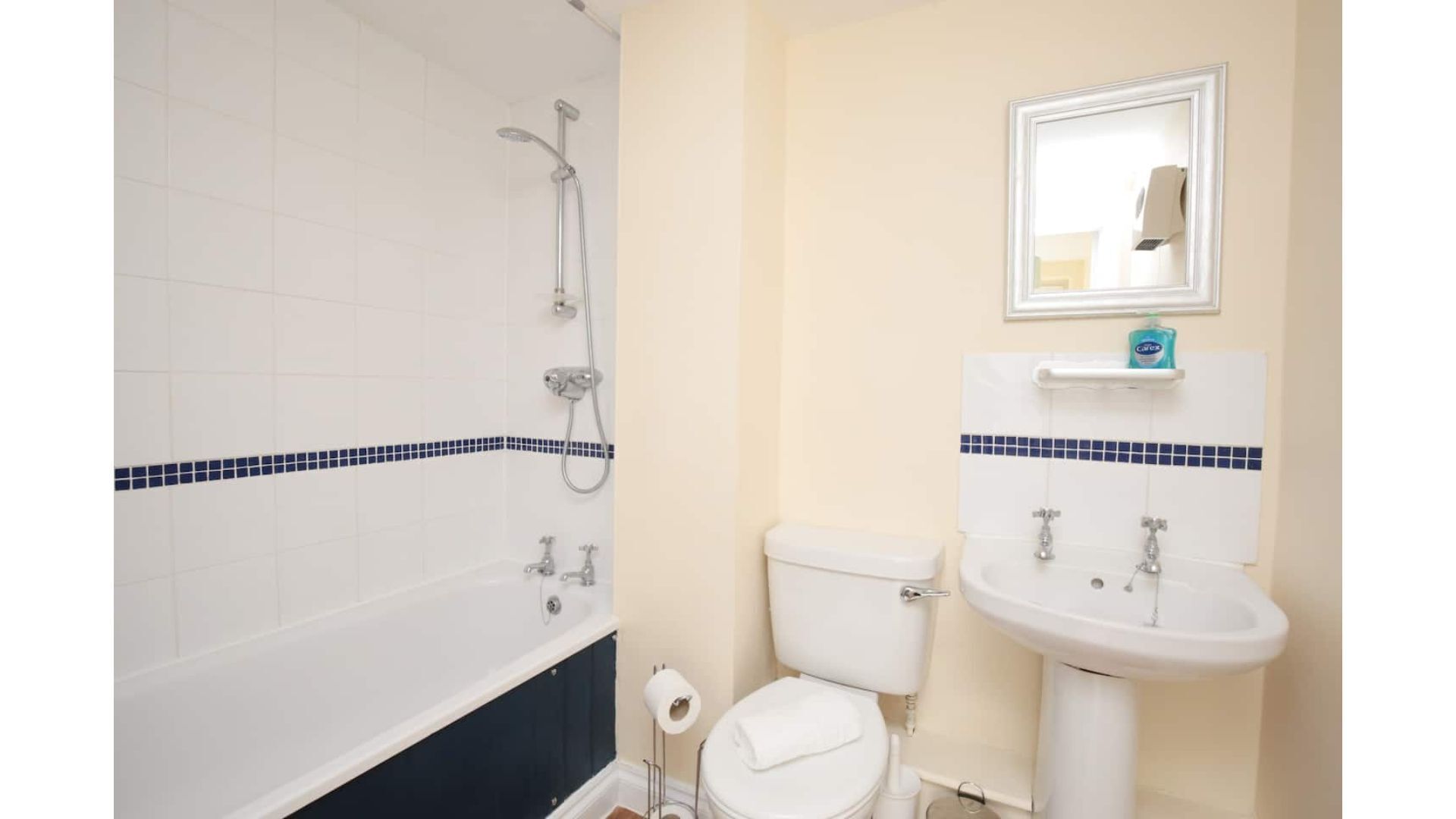 Pass the Keys | Spacious, Ground Floor Flat + Parking - Oxford