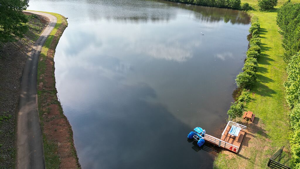 Shipwrecked-VERY COOL couple's ATL area theme suite!