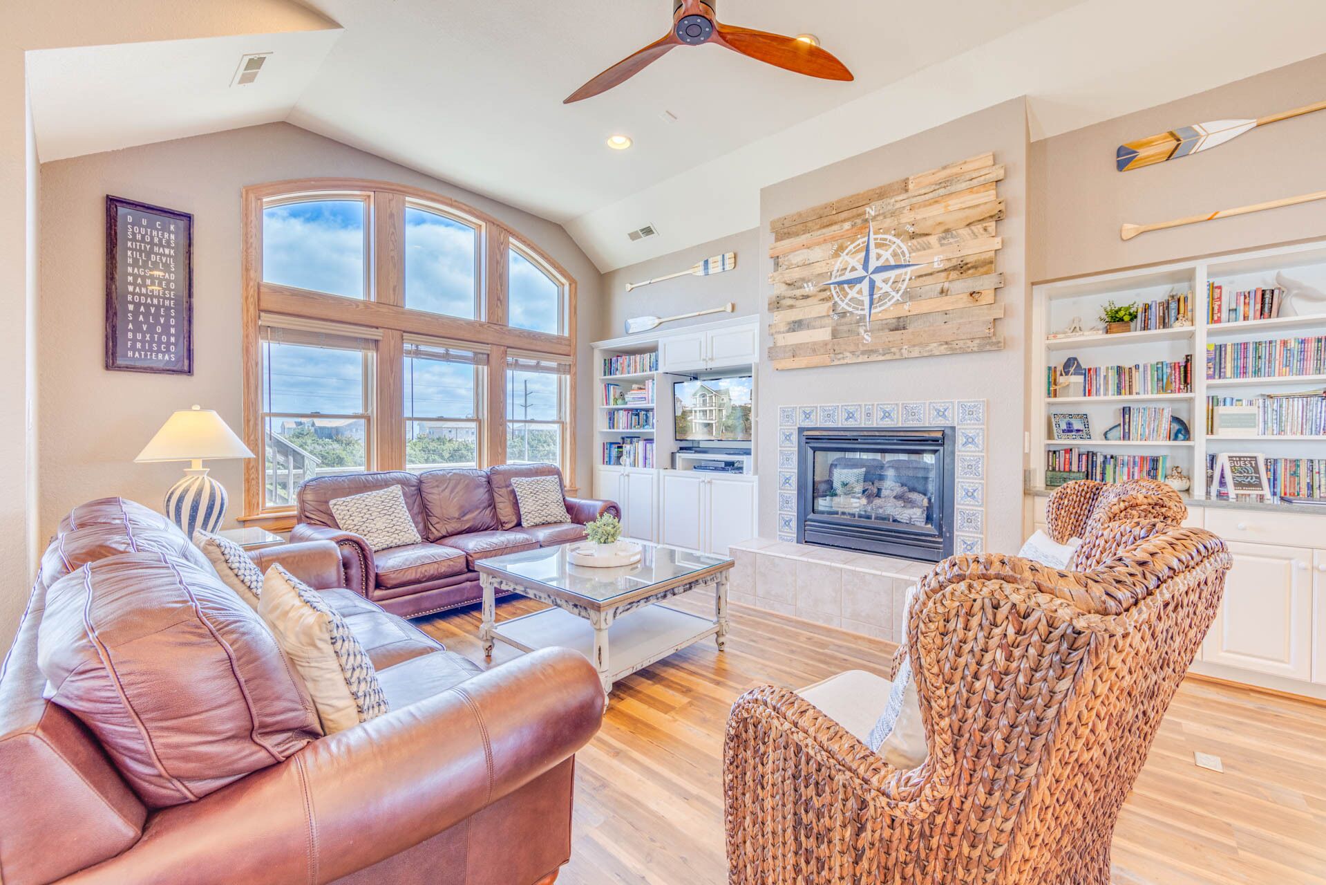 Soundside Dog Friendly Home In Avon With Private Pool, Hot Tub, And Game Room - Outer Banks, NC