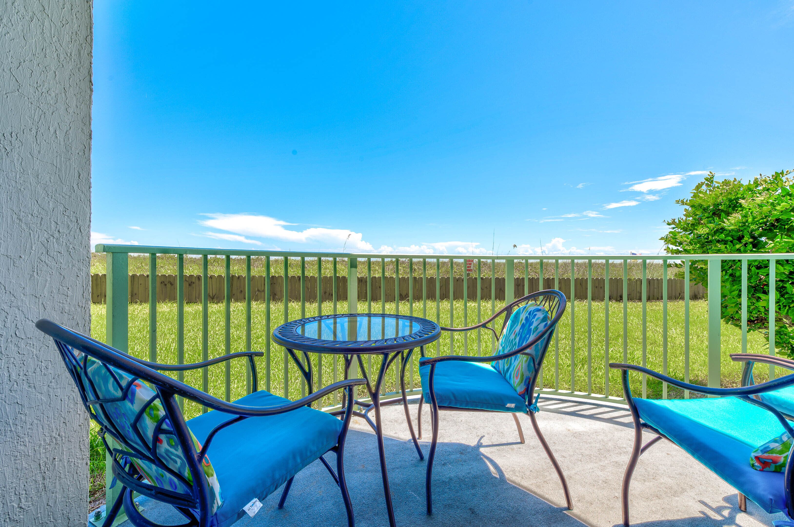 Perdido Towers East 103- Ground Level Unit with Gorgeous Beachfront Views!
