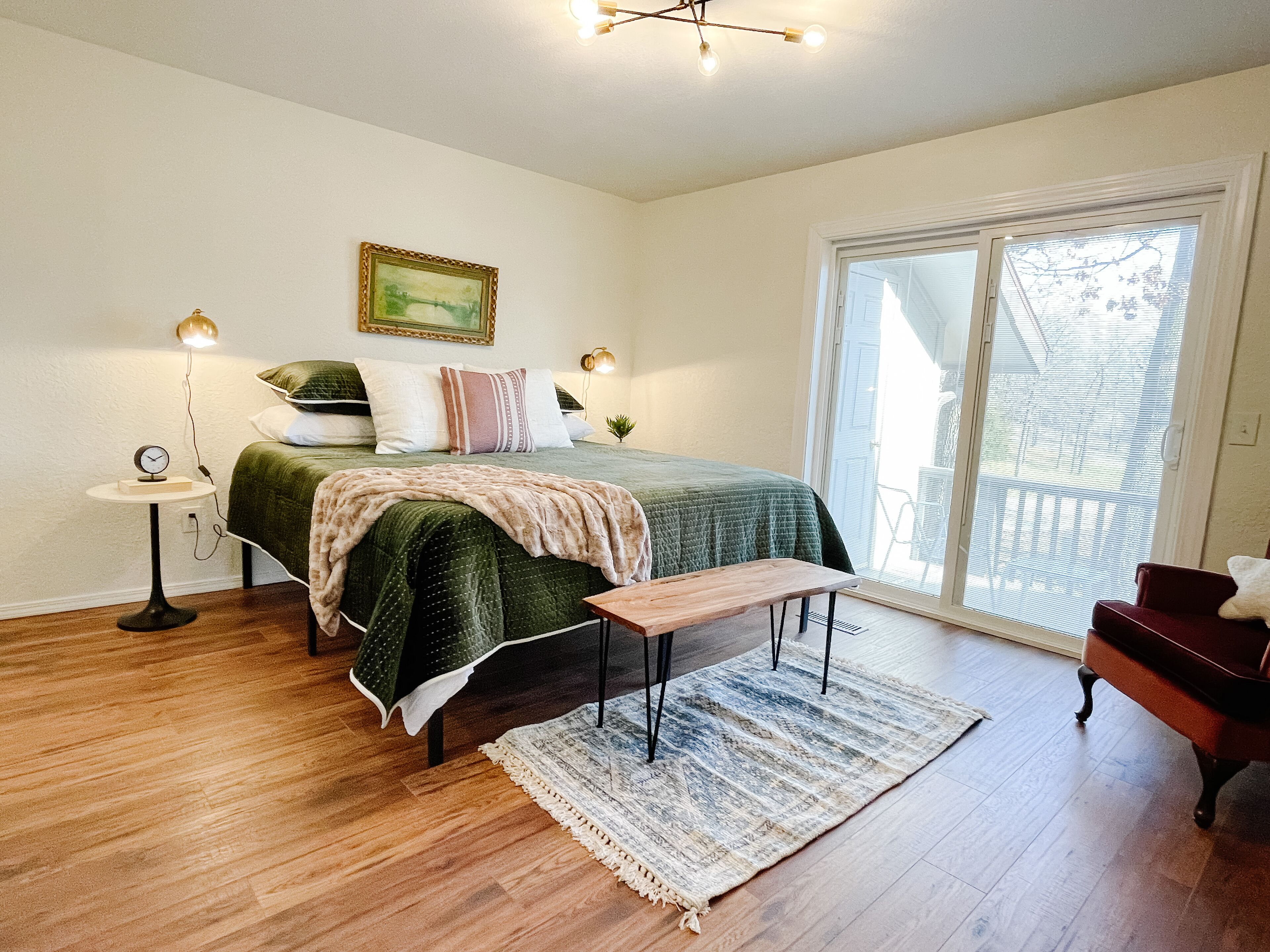 Jade's Junction with Bike-in Bike-out Back 40, Hiking Trails, and Golf Course  