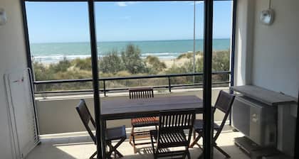 APPARTEMENT FACE MER, 20 mĂštres de la plage