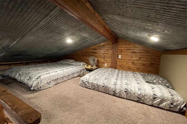 2 habitaciones, acceso a internet y ropa de cama
