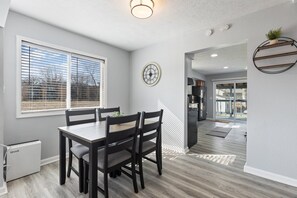 Dining - Charming 2BR South Lansing Retreat Close to MSU & Downtown (Lansing)