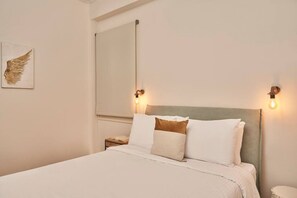 3 soveværelser, skrivebord, strygejern/strygebræt, weekendseng