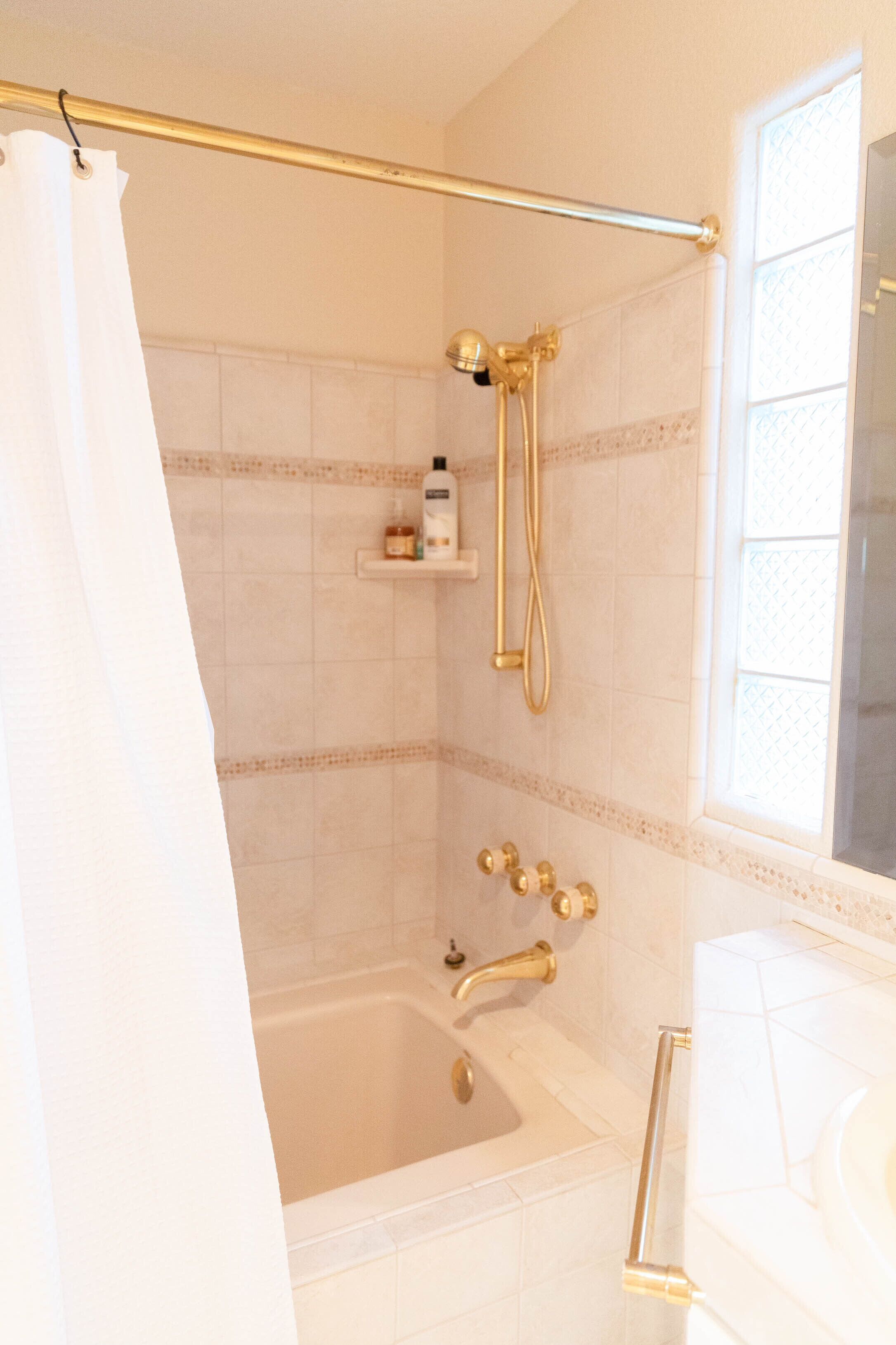 ViewPoint Lodge - Beautiful 22-Acre Palo Cedro Home