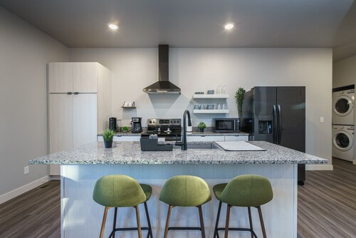 The Lower Hillsview Loft