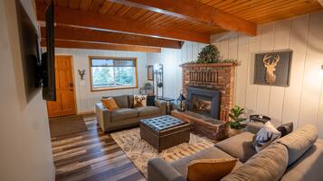 Smart TV, fireplace, video games