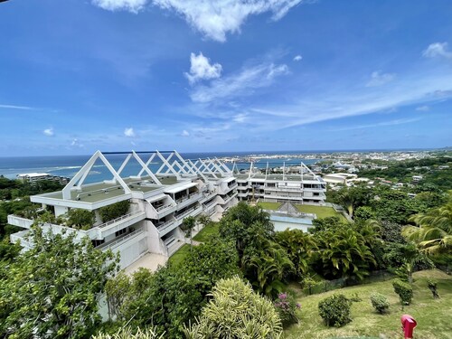 Appartement Hana Iti, vue magnifique sur la mer à l'entrée de Papeete