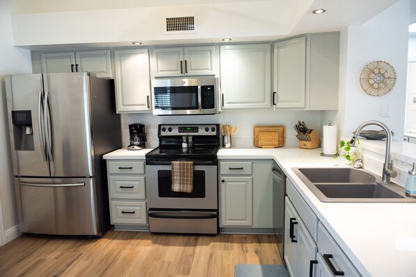 Fridge, microwave, oven, stovetop