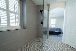 4 habitaciones y wifi 