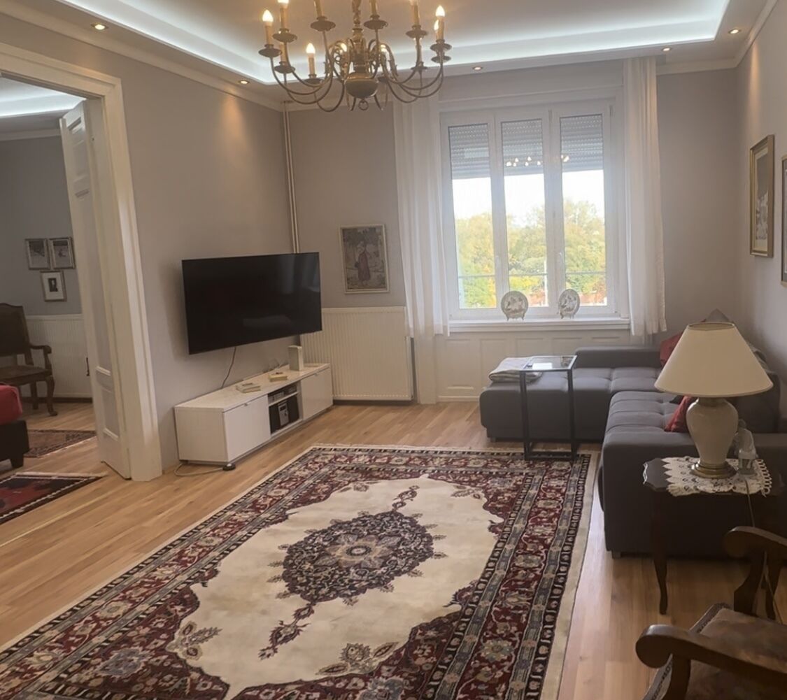 Komplett Sanierte,renovierte Helle Wohnung!! - Budapest