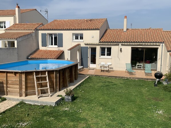 Piscine extérieure, piscine chauffée