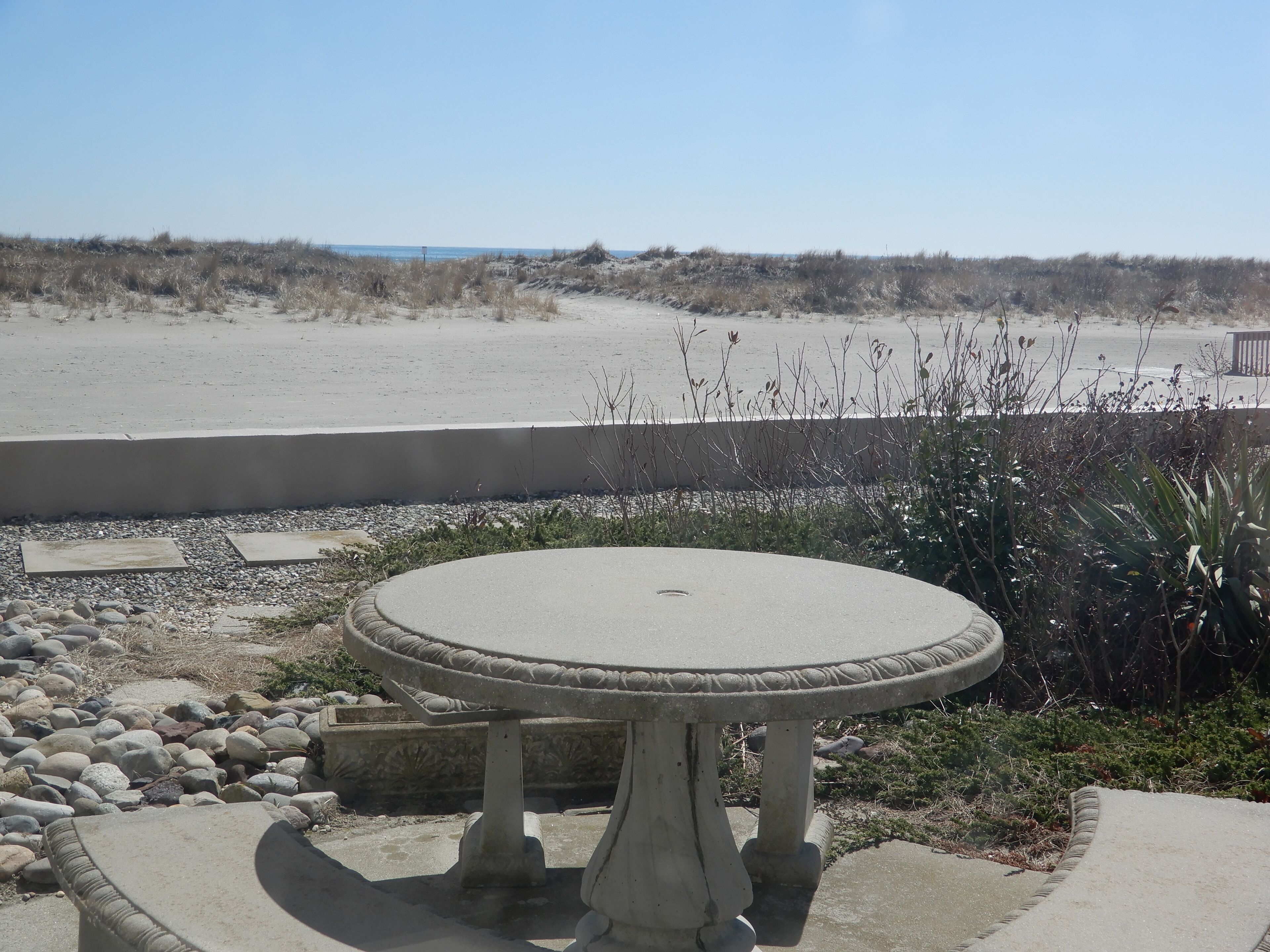 BOOK SEPTEMBER! OCEANFRONT ON THE SAND! POOL!