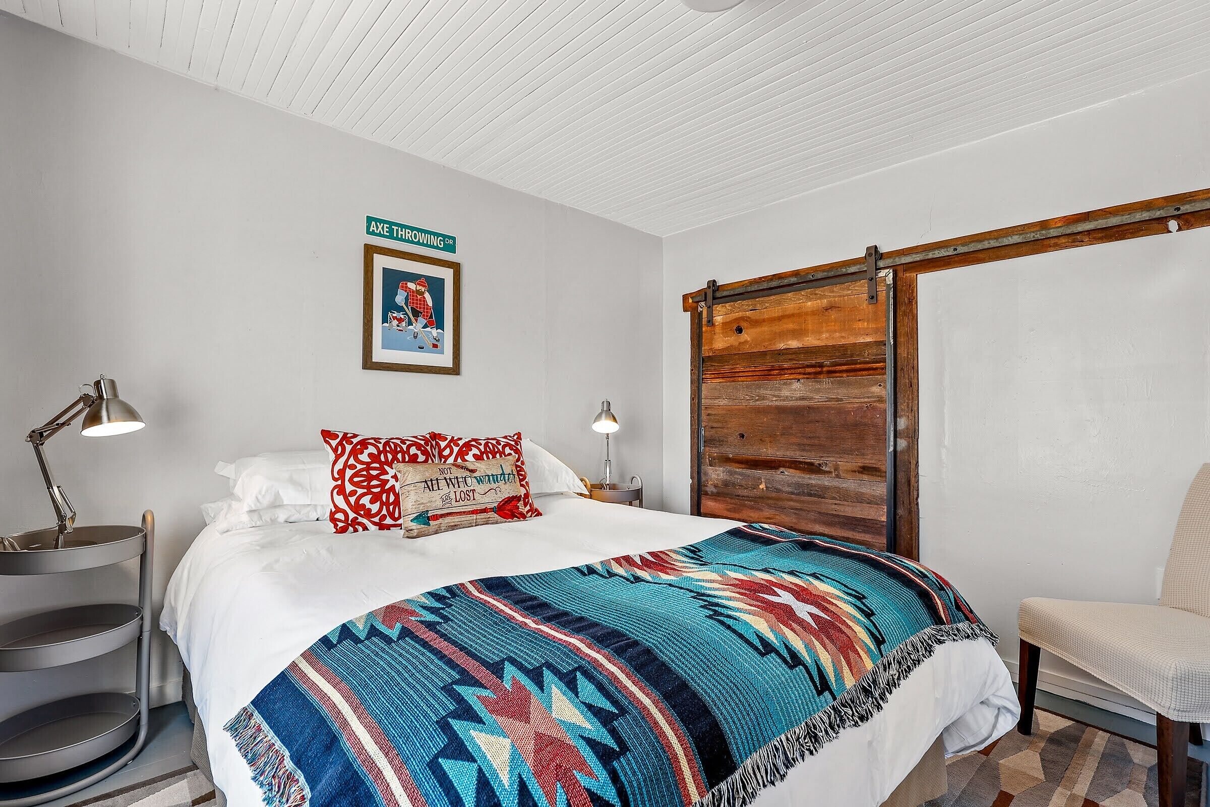 Eclectic & Fun Lumberyard Urban Cabin #1 in downtown, next to NAU