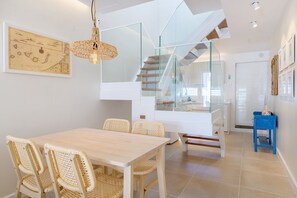 Dining - Casa Felicidad, Air Conditioning, Sea View - Puerto del Carmen, Lanzarote (Puerto del Carmen)