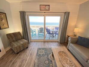 Smart TV, fireplace - Beach front Paradise!!  Priceless Ocean/Gulf Views! (Gulf Shores)