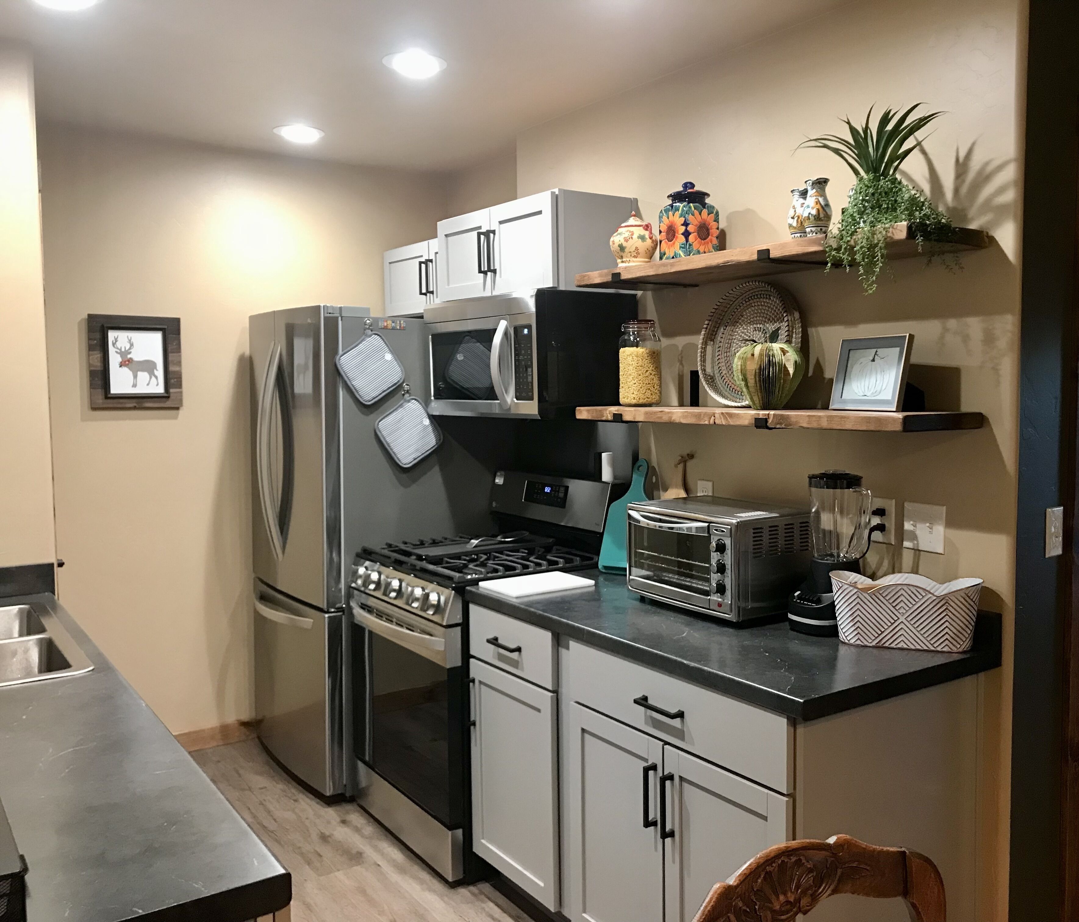 Shep's Studio Hideaway in Village