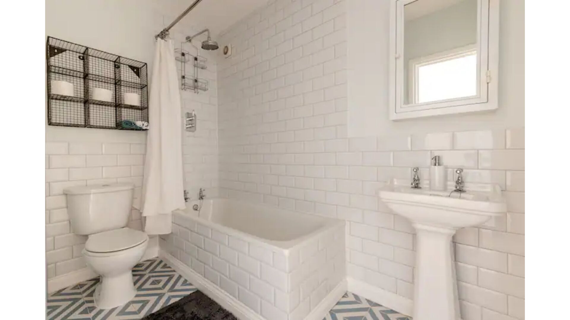 Lovely 2 bed garden flat near Tulse Hill station