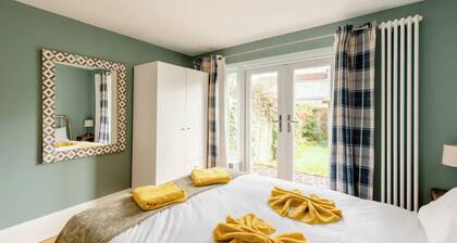 Lovely 2 bed garden flat near Tulse Hill station