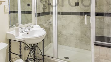 Chambre supérieure double, salle de bain privée (The Sussex) | Salle de bain
