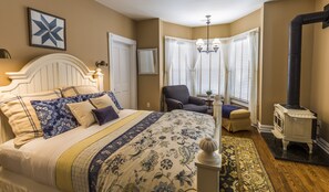 Superior Double Room, Private Bathroom (The Morris)