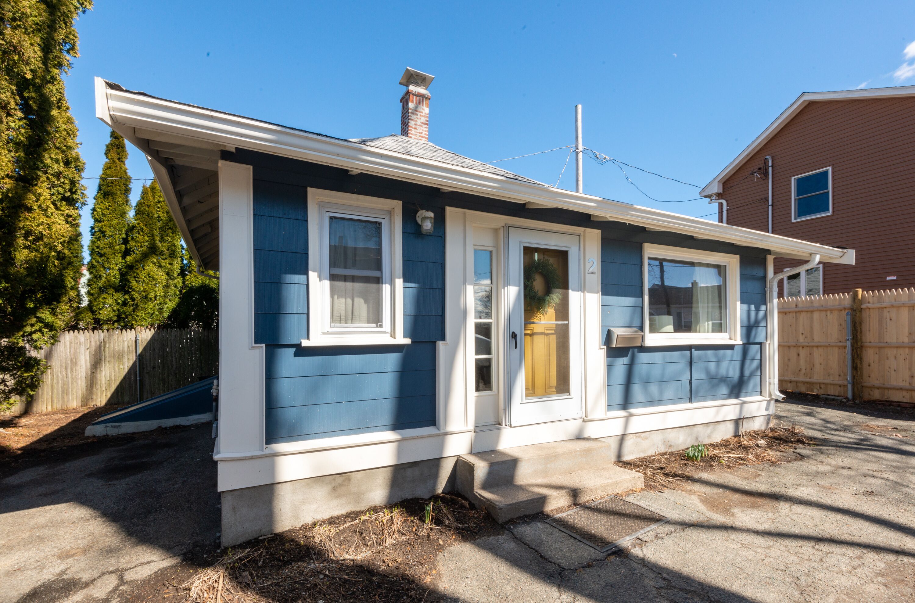 Cozy Coastal Cottage! The Perfect Getaway!
