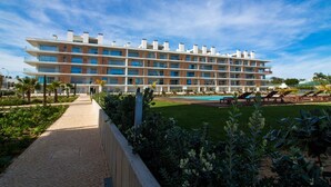 Unclassified image, 5 of 35, button - Green 2 Apartment by Stay ici (Albufeira)
