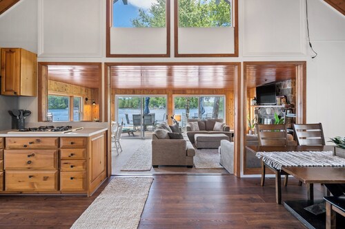 Big Bass Lake Retreat-Hot Tub, Wi-Fi,  Streaming