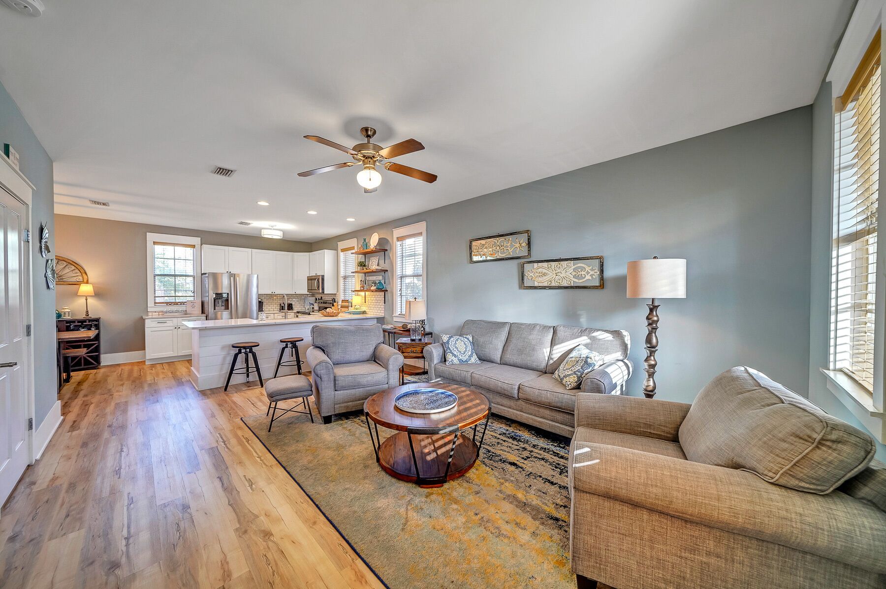 Gated Community + 2 Pools + Hot Tub & Screened Balcony w/ Wet Bar