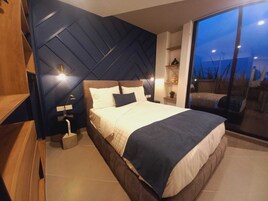 Deluxe Apartment, 2 Bedrooms | Premium bedding, down comforters, individually decorated