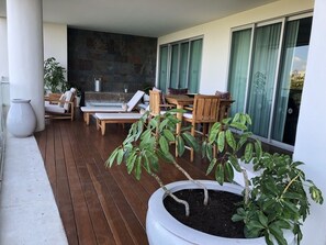 Terrace/patio