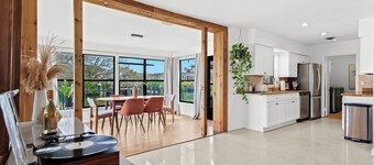 MCM Waterfront Getaway w/ Private Dock + 4 Kayaks