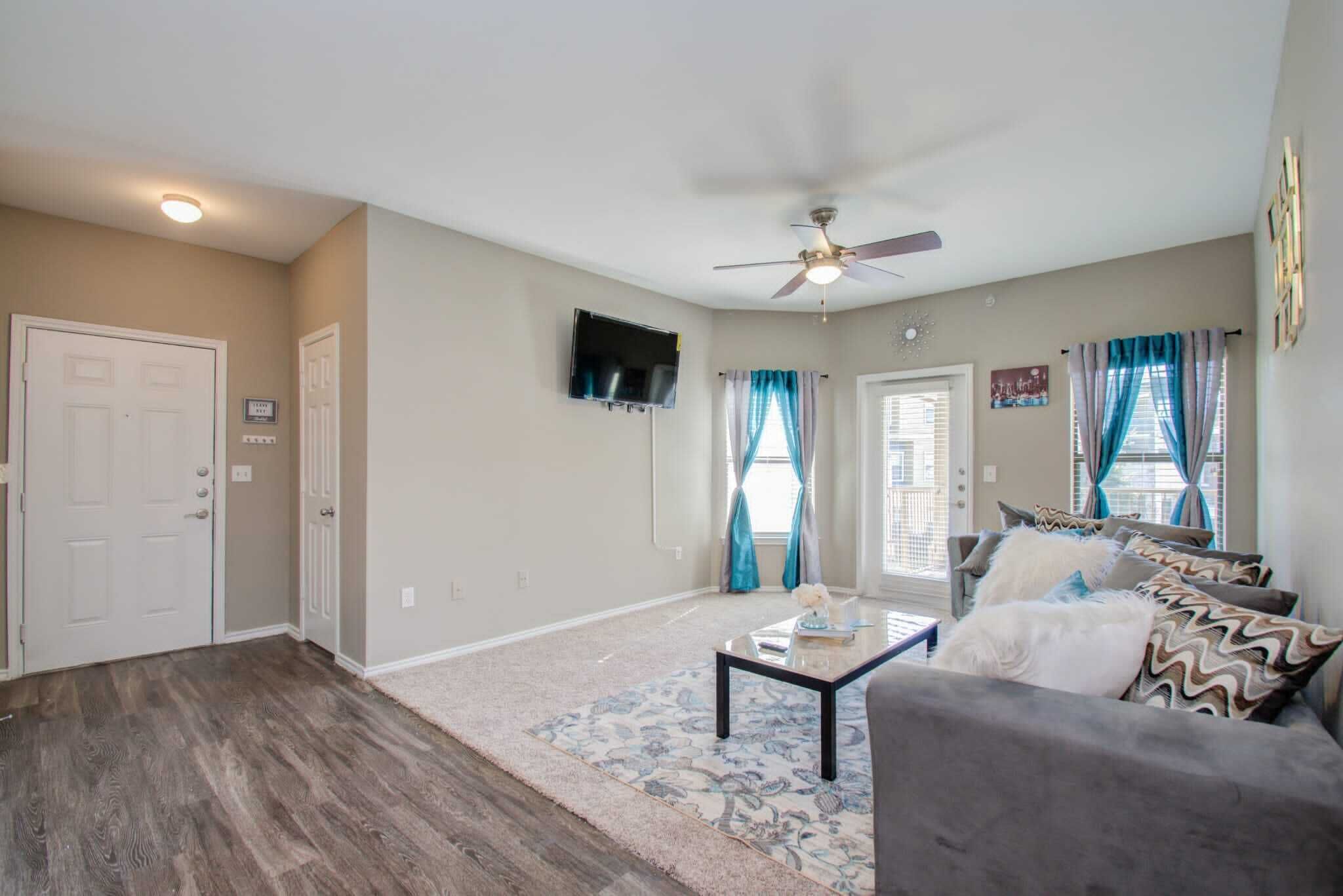 Have a Quality Tyme in a Stylish 1 Bedroom