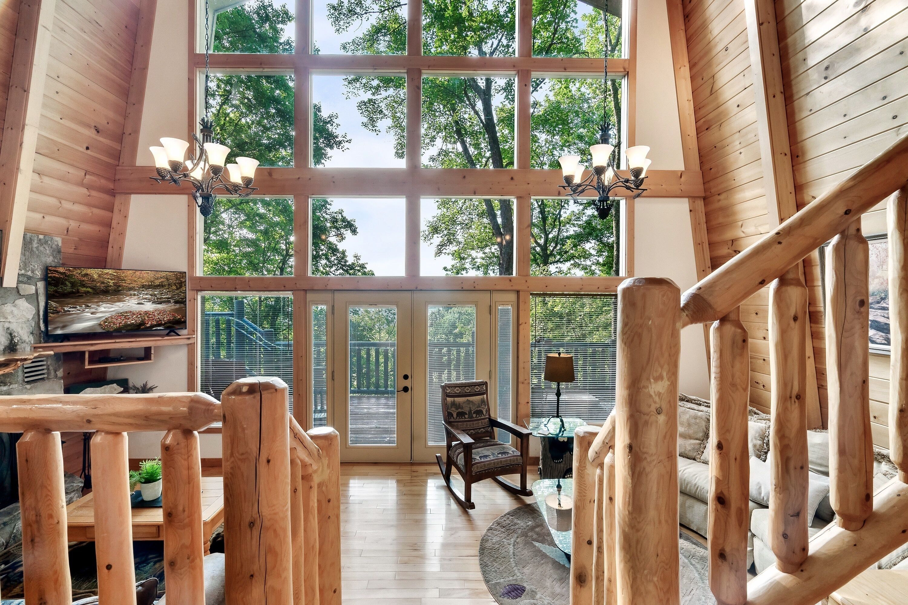 Mountain Chalet Above Ober Mountain Ski Lodge with Majestic Mountain Views