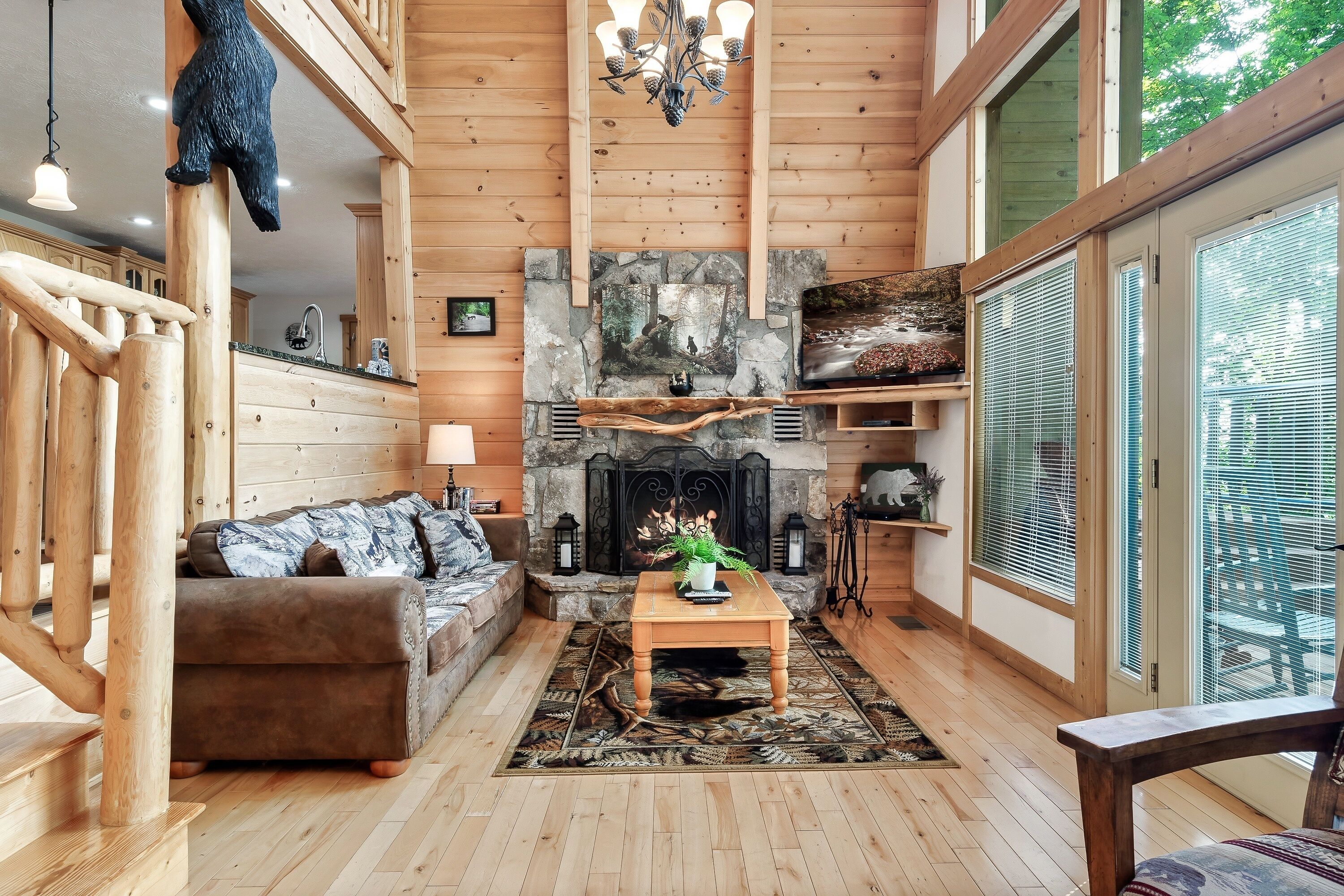 Mountain Chalet Above Ober Mountain Ski Lodge with Majestic Mountain Views