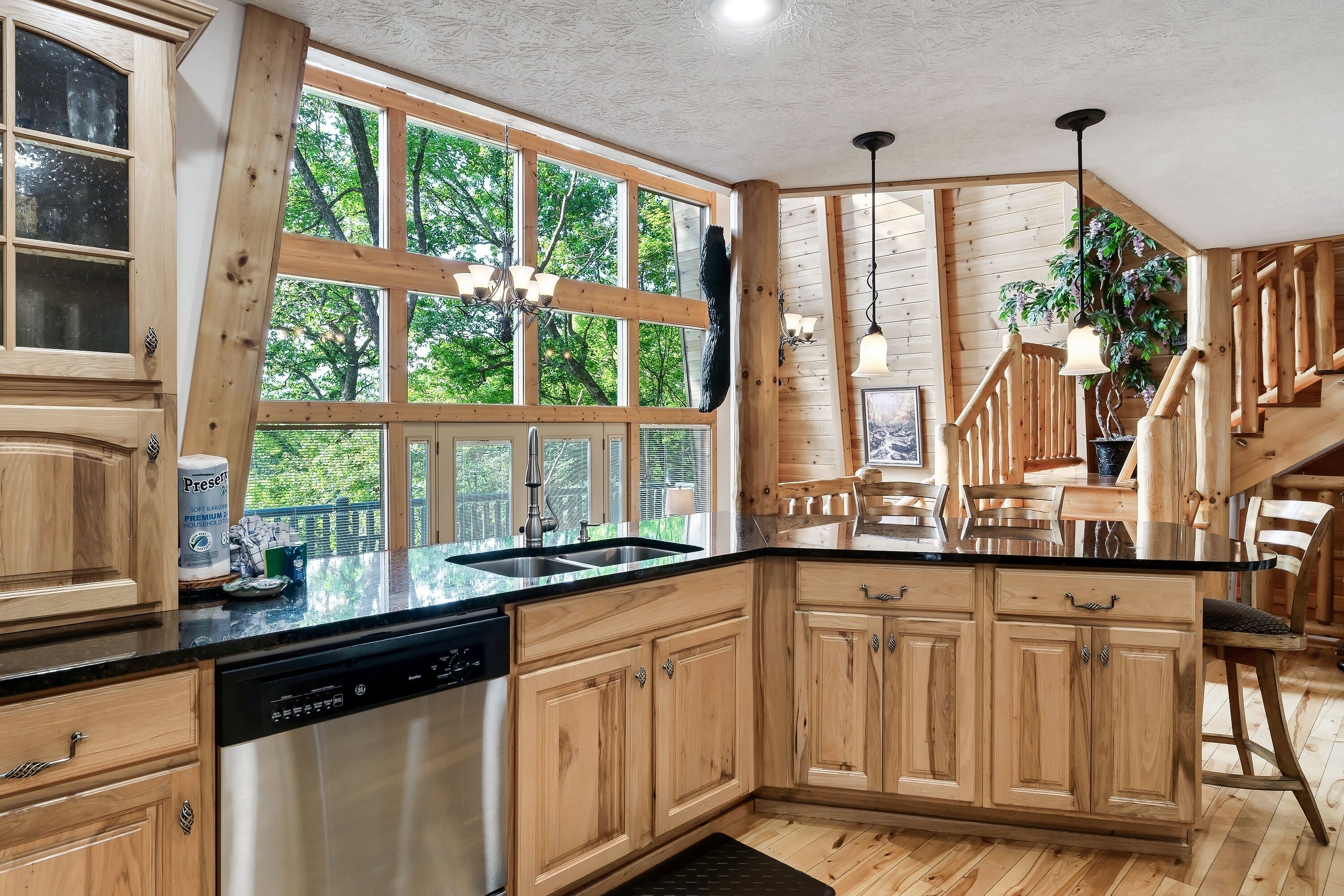 Mountain Chalet Above Ober Mountain Ski Lodge with Majestic Mountain Views