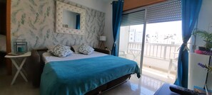 1 bedroom, iron/ironing board, travel cot, free WiFi