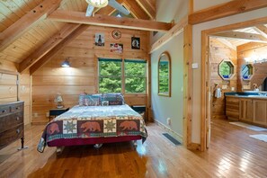 3 間睡房、熨斗/熨衫板、免費 Wi-Fi、床單