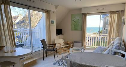 Tastefully decorated sea-view apartment for 4 people, 1 bedroom.