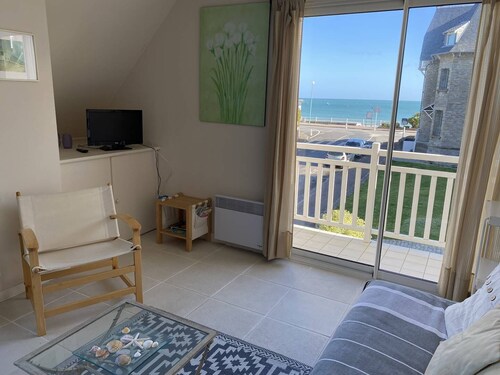 Tastefully decorated sea-view apartment for 4 people, 1 bedroom.
