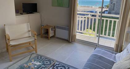 Tastefully decorated sea-view apartment for 4 people, 1 bedroom.