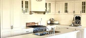 Charming Hamptons Style Entertainer with Pool