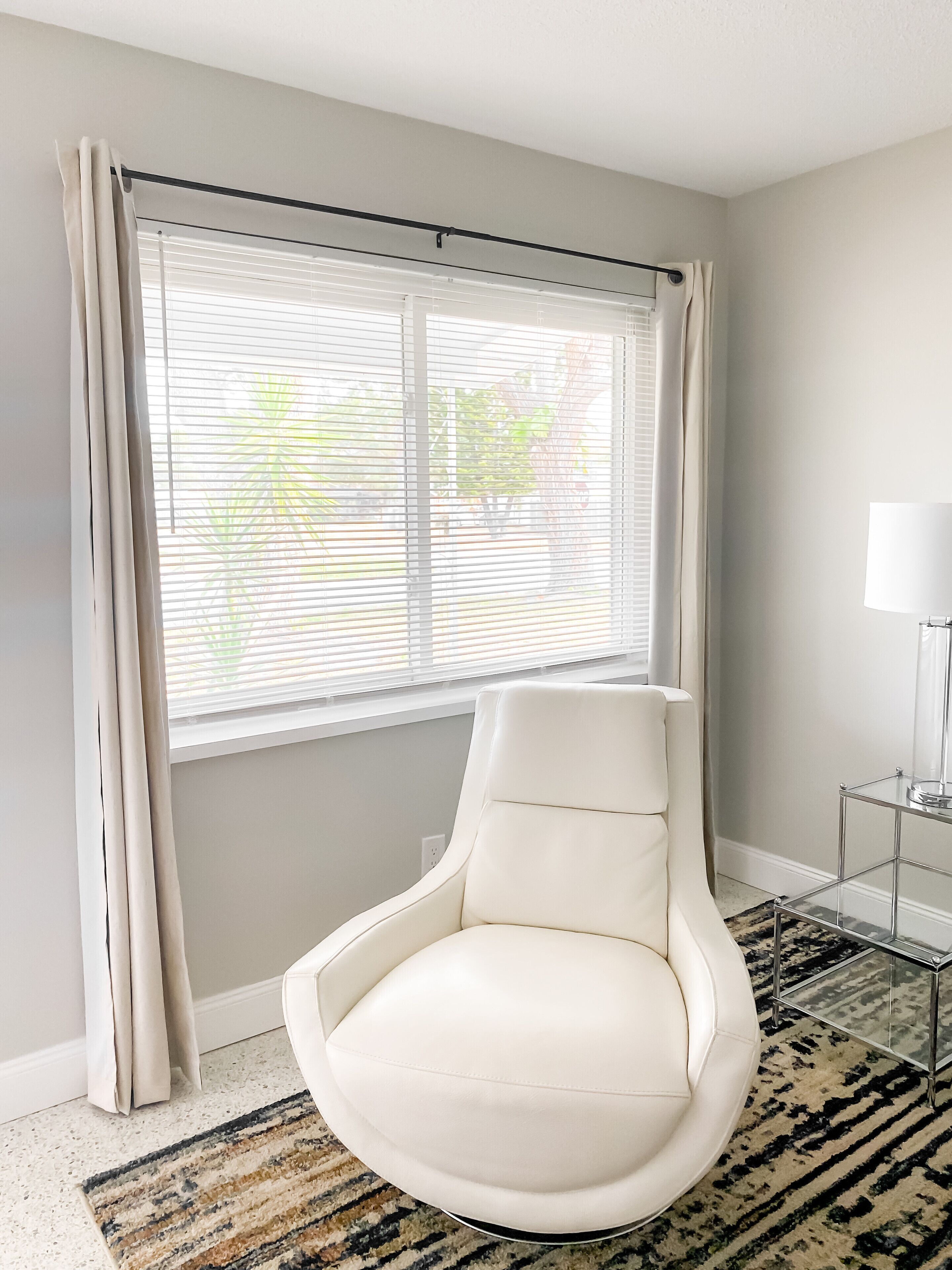 NEW! The Seafoam Bungalow - close to beaches!