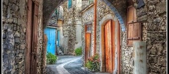 Peyia Fontana - Executive spacious 2-bedroom apartment with Hot Tub & sea views