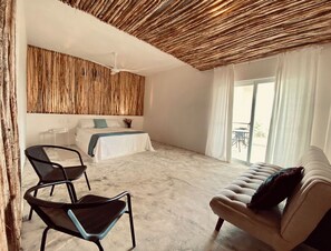 4 bedrooms, free WiFi, bed sheets