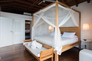 1 chambre, fer et planche à repasser, accès au Wi-Fi (inclus)